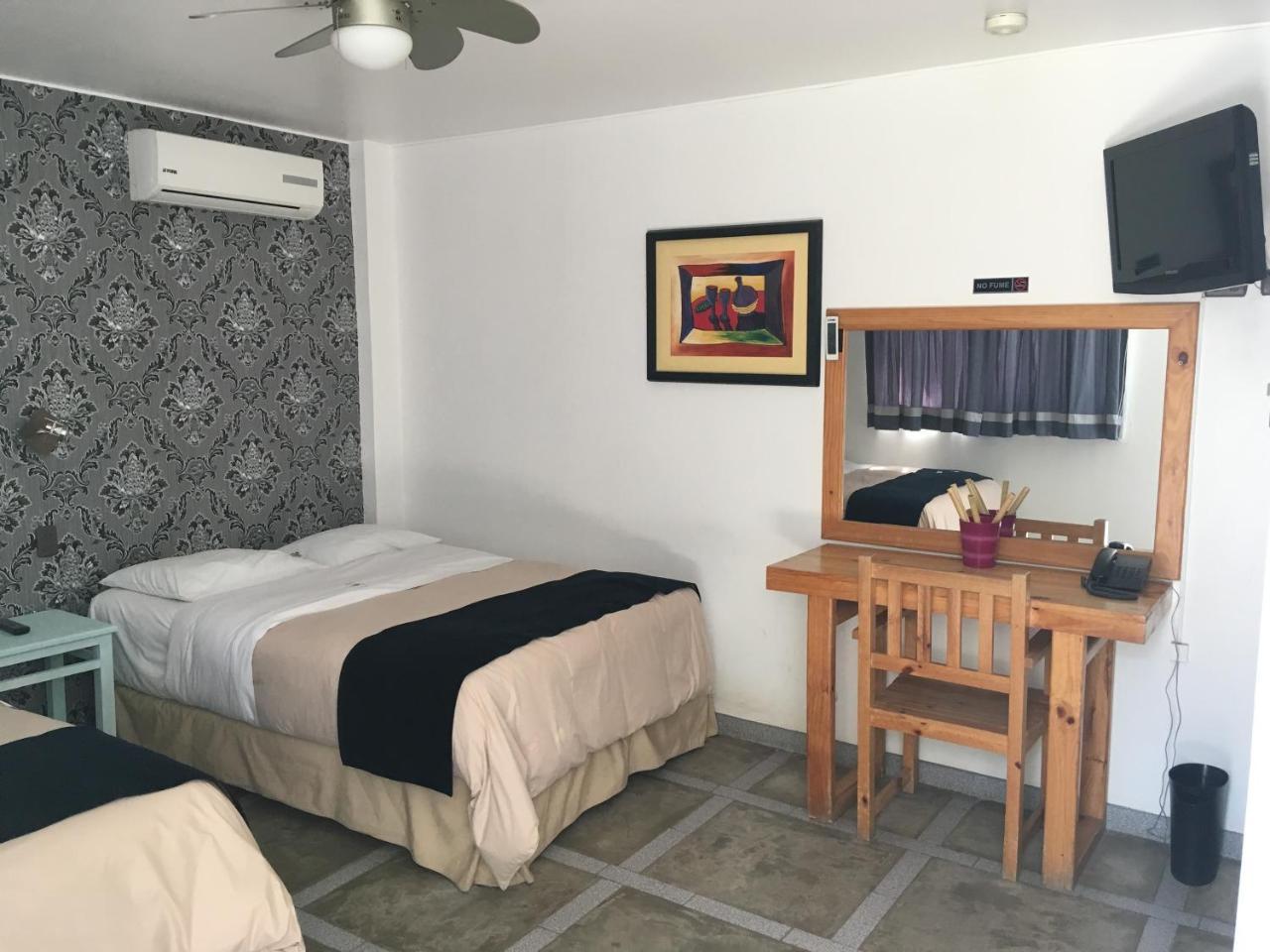 Hotel Villa Jazmin Ика Екстериор снимка