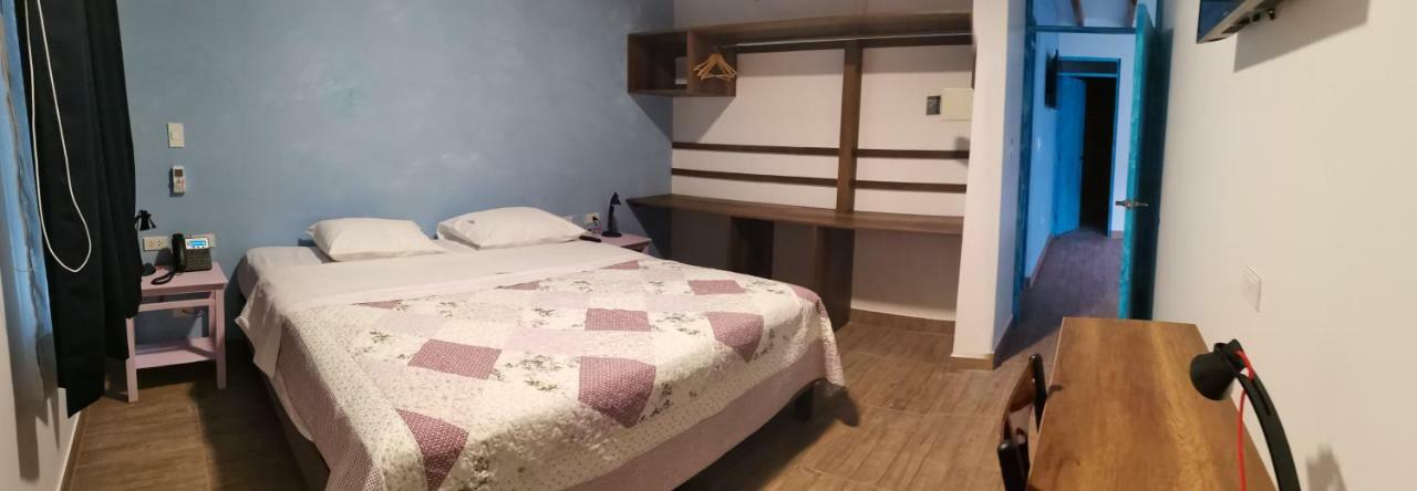 Hotel Villa Jazmin Ика Екстериор снимка